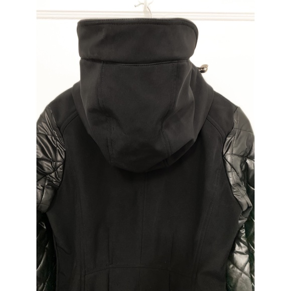 Guess Black Water Resistant Faux Fur Hood Quilted Puffer Moto Fitted Coat Size S - Picture 4 of 16